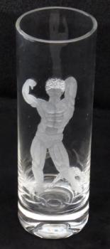 Tall glass with engraving of a bodybuilder Tall glass with engraving of a bodybuilder